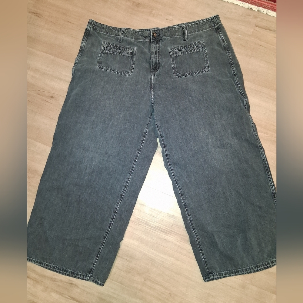 Womens Wide-Leg Black Denim Jeans